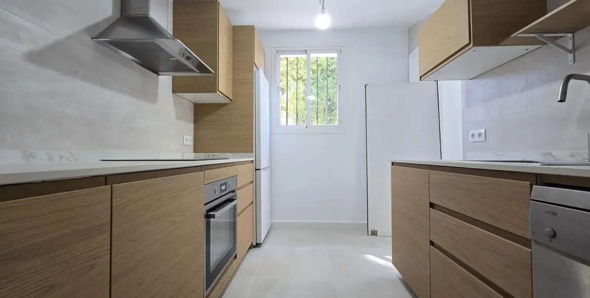 Долгосрочная аренда дома на две семьи в Elviria 3