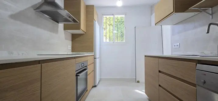 Долгосрочная аренда дома на две семьи в Elviria 2