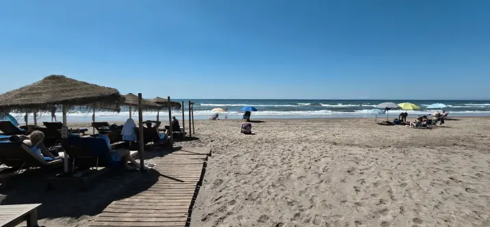 Долгосрочная аренда дома на две семьи в Elviria 3