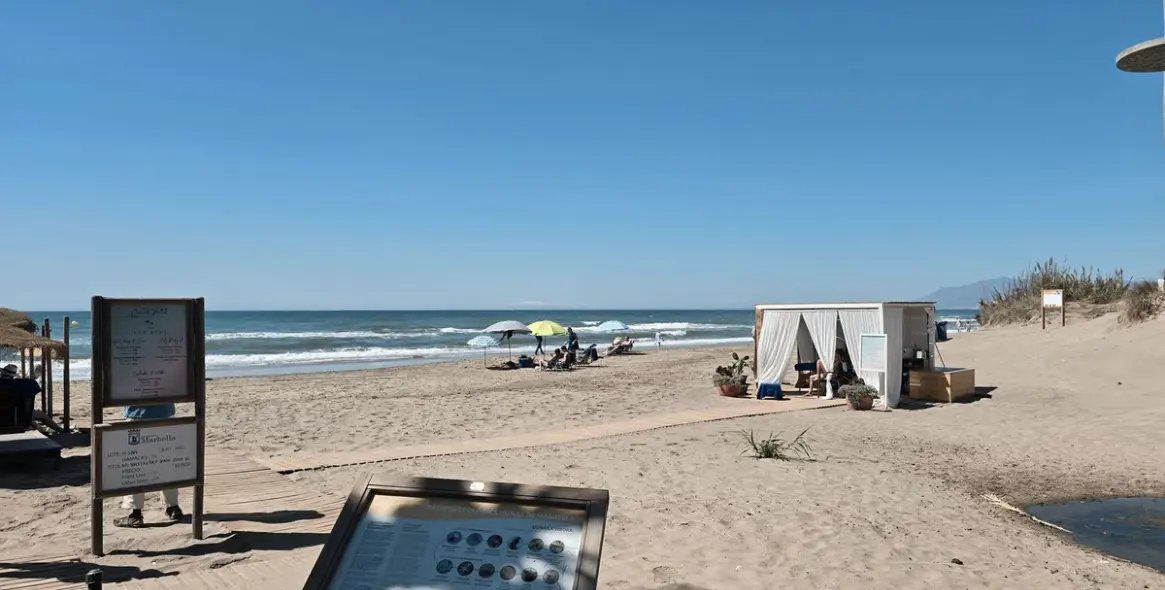 Alquiler a largo plazo de casa pareada en Elviria 32