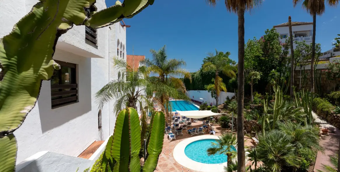 Долгосрочная аренда апартаментов на первом этаже в Marbella (район Marbella) 7