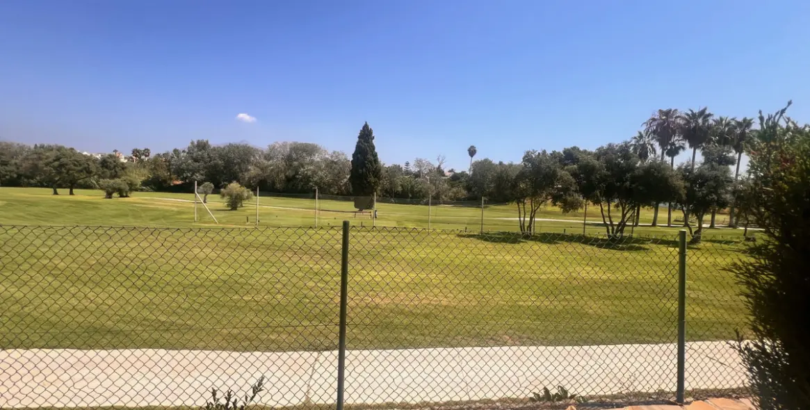 Long-term rent of middle floor apartment in Guadalmina Baja 5