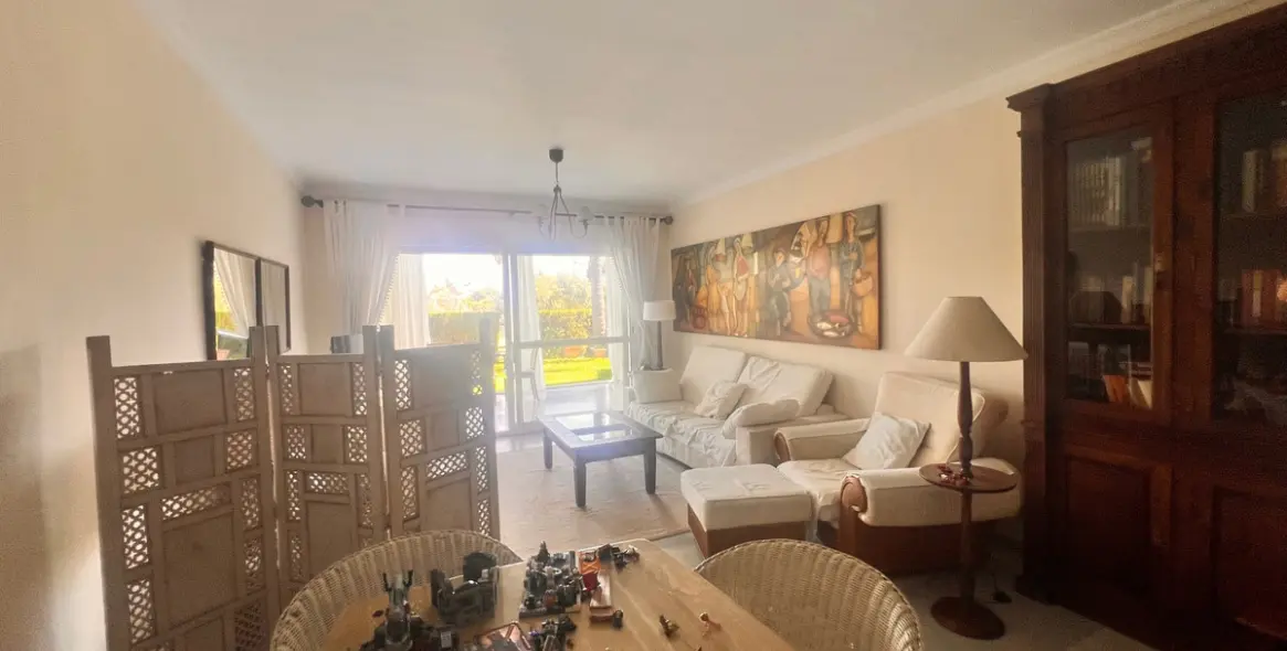 Long-term rent of middle floor apartment in Guadalmina Baja 11