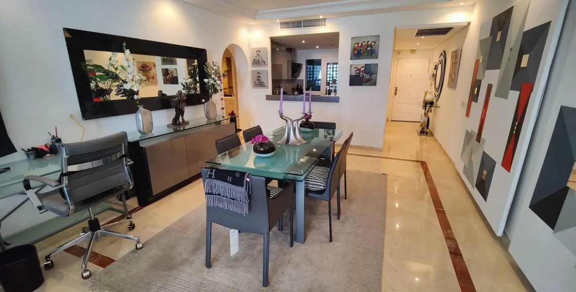 Долгосрочная аренда апартаментов на первом этаже в Puerto Banús 8