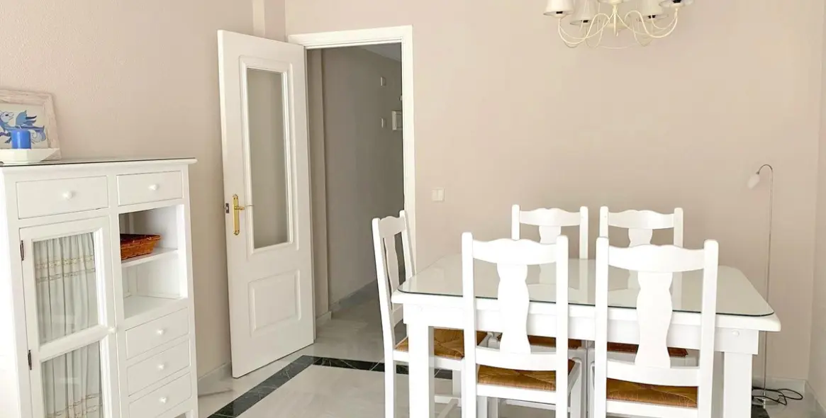 Долгосрочная аренда апартаментов на первом этаже в Marbella (район The Golden Mile) 3