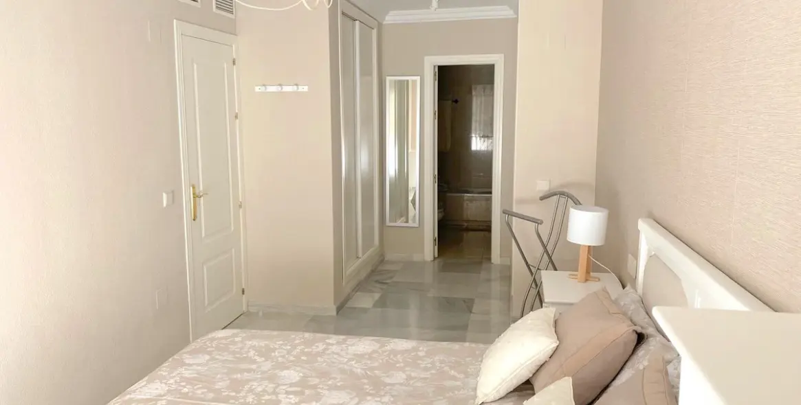 Долгосрочная аренда апартаментов на первом этаже в Marbella (район The Golden Mile) 7