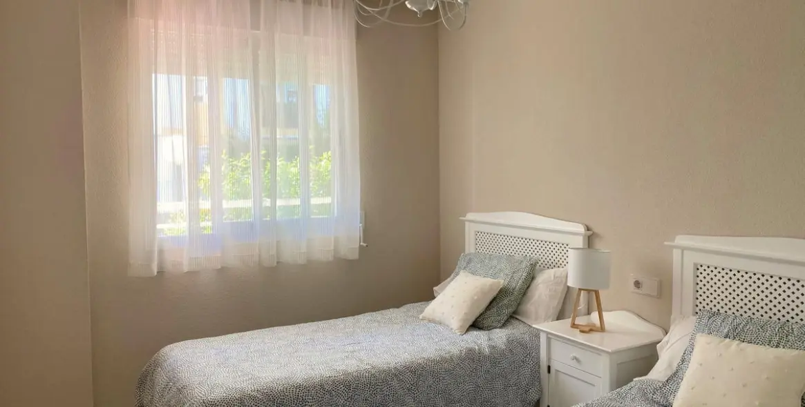 Долгосрочная аренда апартаментов на первом этаже в Marbella (район The Golden Mile) 9