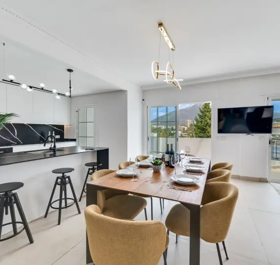 Short-term rent of middle floor apartment in Nueva Andalucía