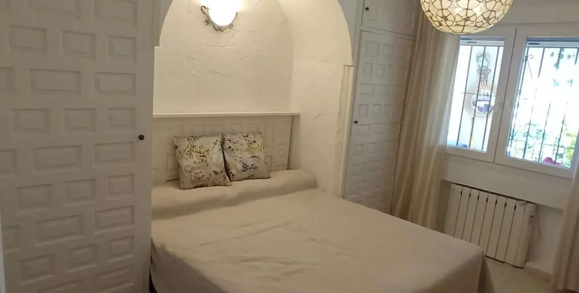 Долгосрочная аренда  отдельно стоящей виллы в Río Real 9