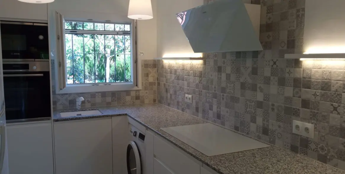 Долгосрочная аренда  отдельно стоящей виллы в Río Real 14