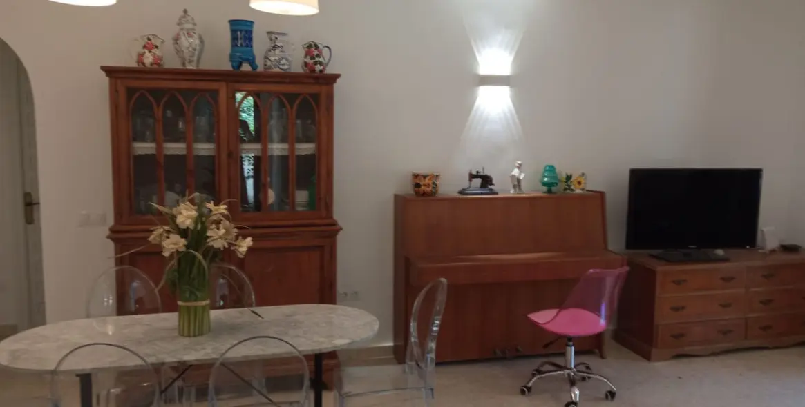 Долгосрочная аренда  отдельно стоящей виллы в Río Real 15