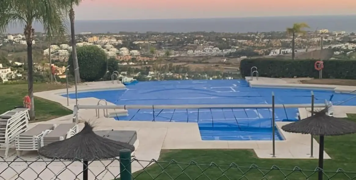 Long-term rent of middle floor apartment in Benahavís 2