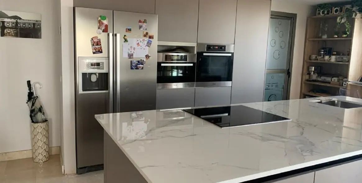 Long-term rent of middle floor apartment in Benahavís 8