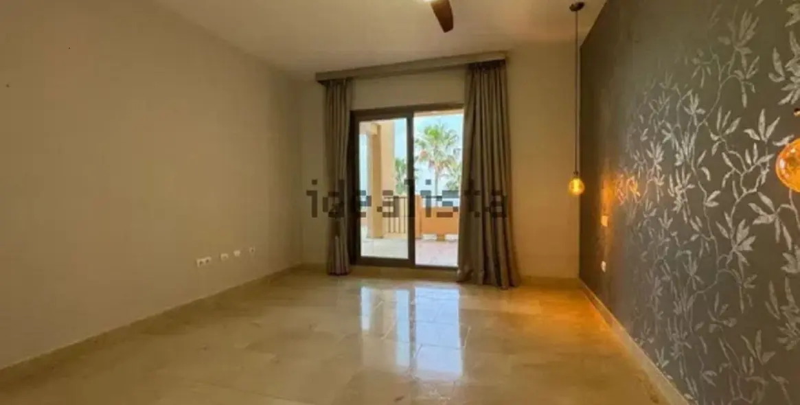 Long-term rent of middle floor apartment in Benahavís 10