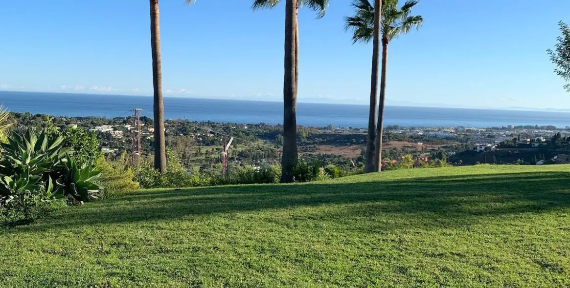 Долгосрочная аренда апартаментов на среднем этаже в Benahavís 4