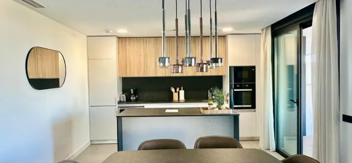 Long-term rent of middle floor apartment in Altos de los Monteros 3