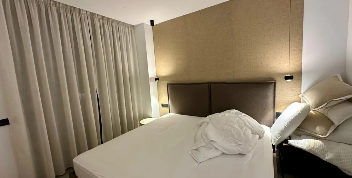 Long-term rent of middle floor apartment in Altos de los Monteros 14