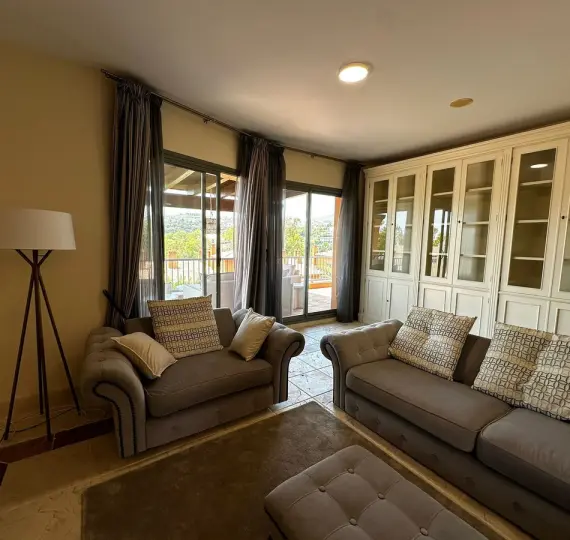 Long-term rent of penthouse in Atalaya