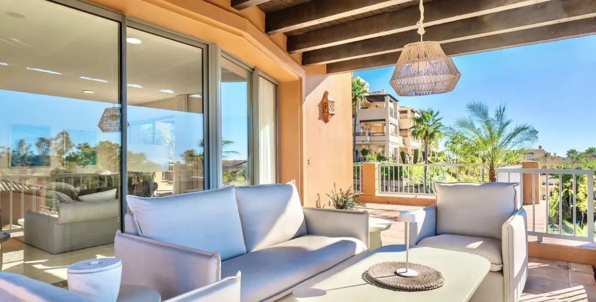 Long-term rent of penthouse in Atalaya 19