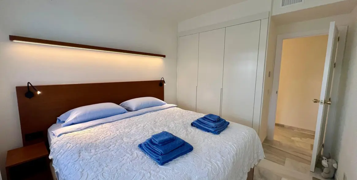 Short-term rent of ground floor apartment in The Golden Mile 12