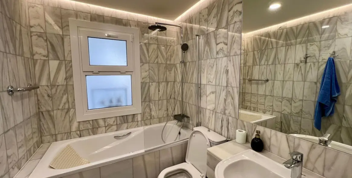 Short-term rent of ground floor apartment in The Golden Mile 14