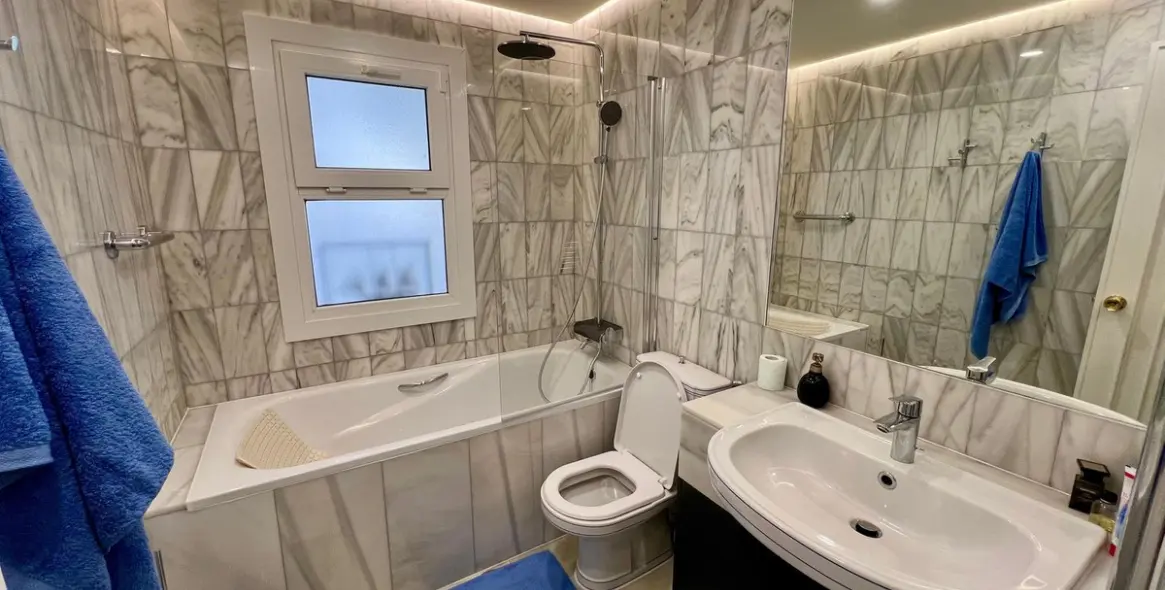 Short-term rent of ground floor apartment in The Golden Mile 16