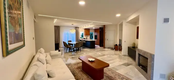 Long-term rent of ground floor apartment in The Golden Mile 0