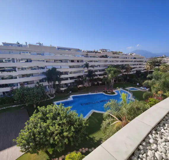 Long-term rent of middle floor apartment in Marbella
