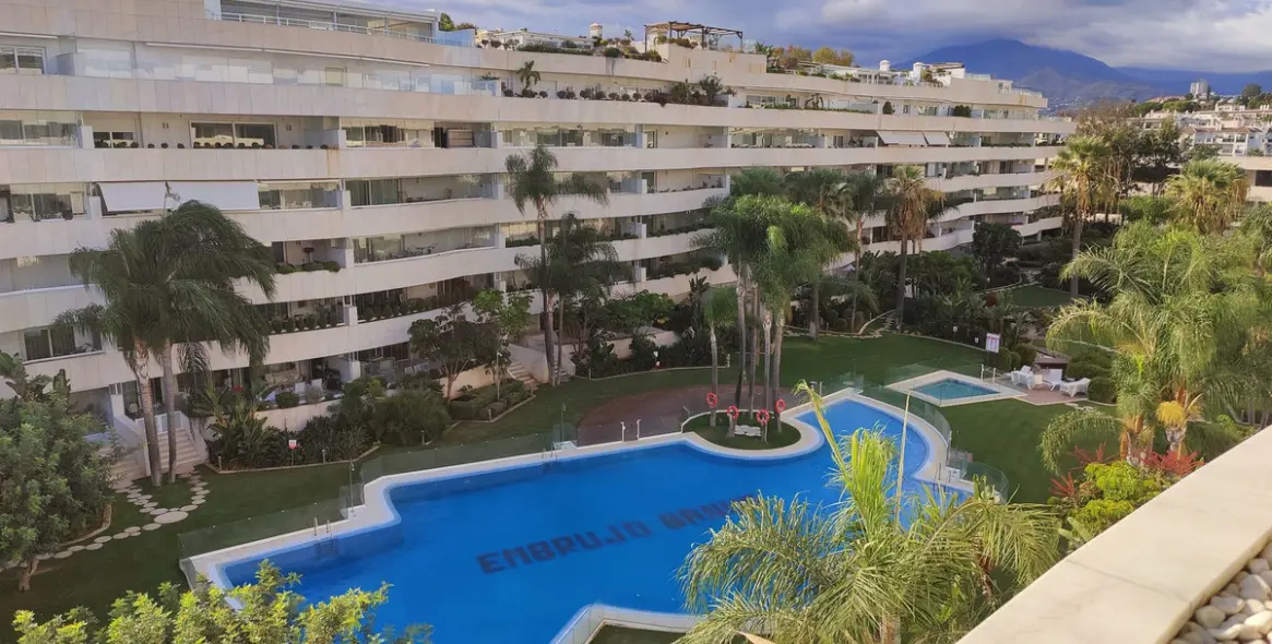 Long-term rent of middle floor apartment in Marbella 5