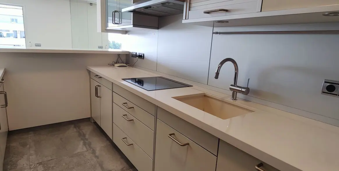 Long-term rent of middle floor apartment in Marbella 13