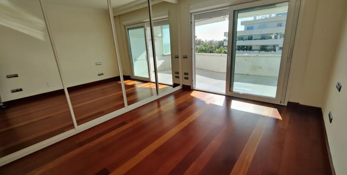 Long-term rent of middle floor apartment in Marbella 17