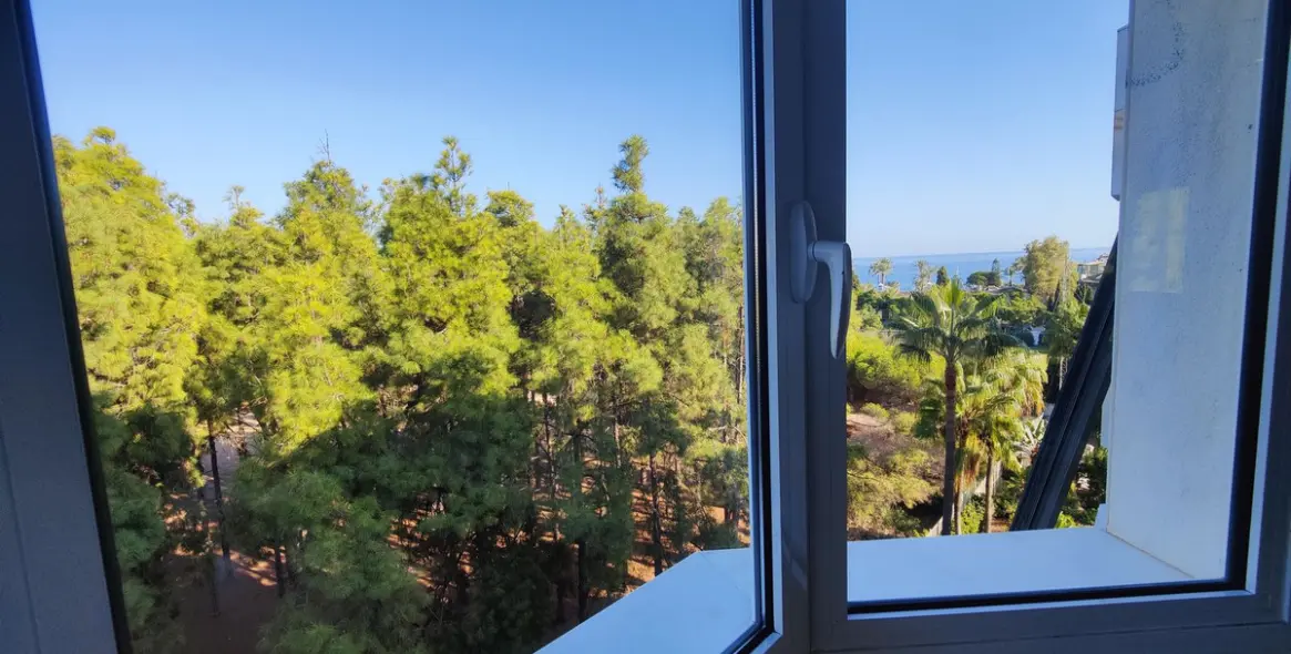 Долгосрочная аренда апартаментов на среднем этаже в Marbella 22