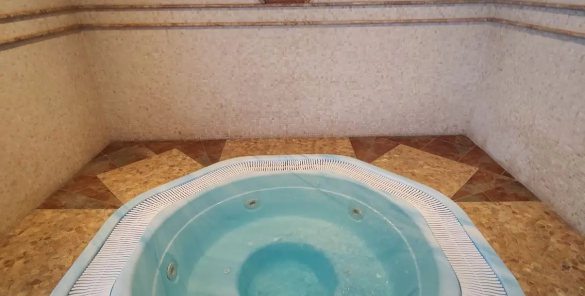 Долгосрочная аренда апартаментов на среднем этаже в Marbella 28