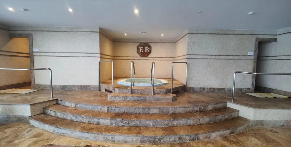 Долгосрочная аренда апартаментов на среднем этаже в Marbella 29