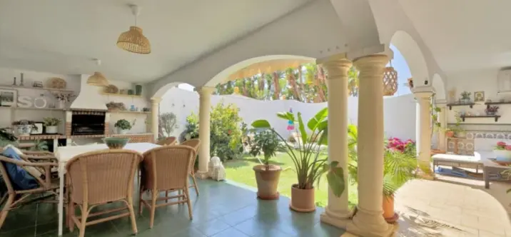 Долгосрочная аренда дома на две семьи в San Pedro de Alcántara 0