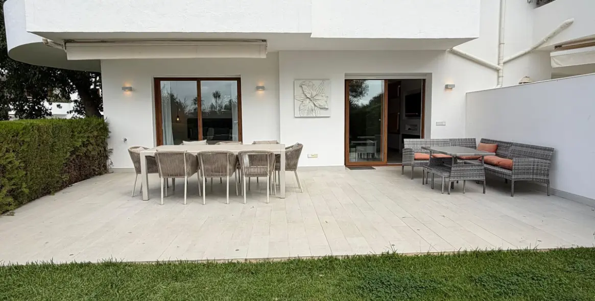 Long-term rent of ground floor apartment in Nueva Andalucía 1