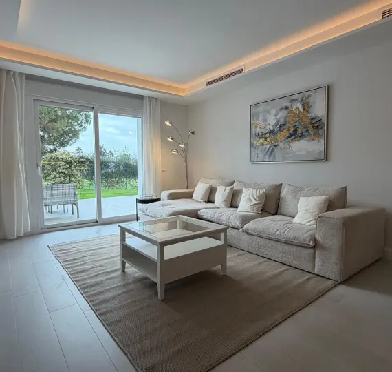 Long-term rent of ground floor apartment in Nueva Andalucía