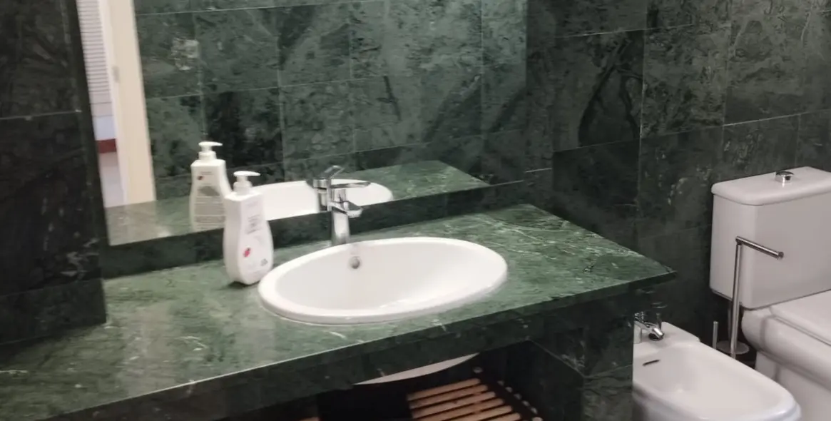 Alquiler a largo plazo de ático en Marbella 22