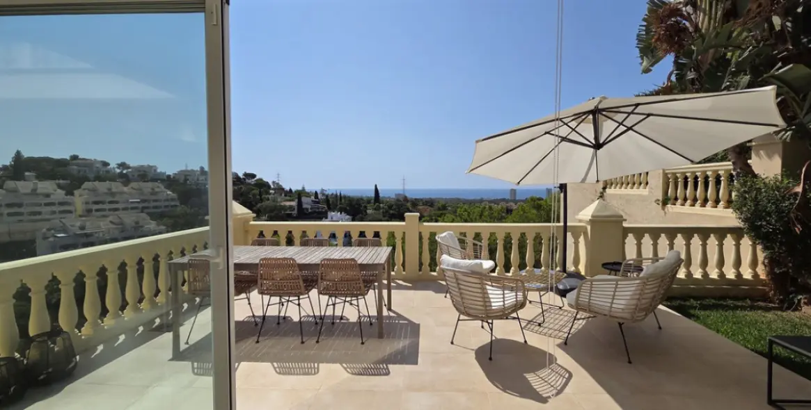 Long-term rent of semi-detached house in Elviria 1