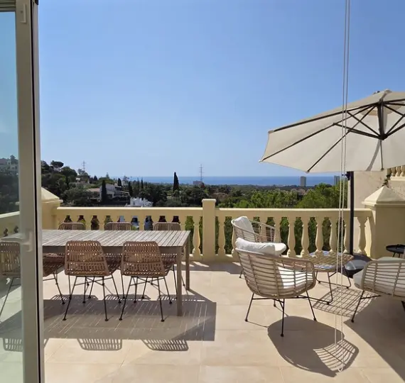 Long-term rent of semi-detached house in Elviria