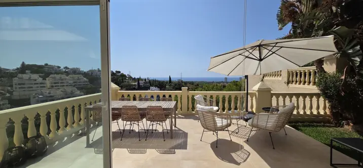 Long-term rent of semi-detached house in Elviria 0