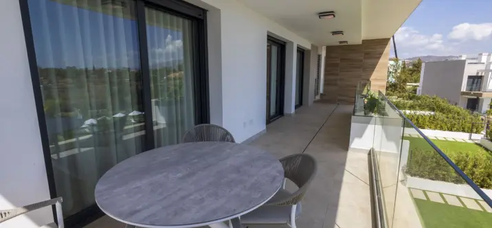 Долгосрочная аренда апартаментов на среднем этаже в Atalaya 2