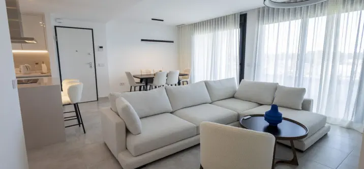 Долгосрочная аренда апартаментов на среднем этаже в Atalaya 4