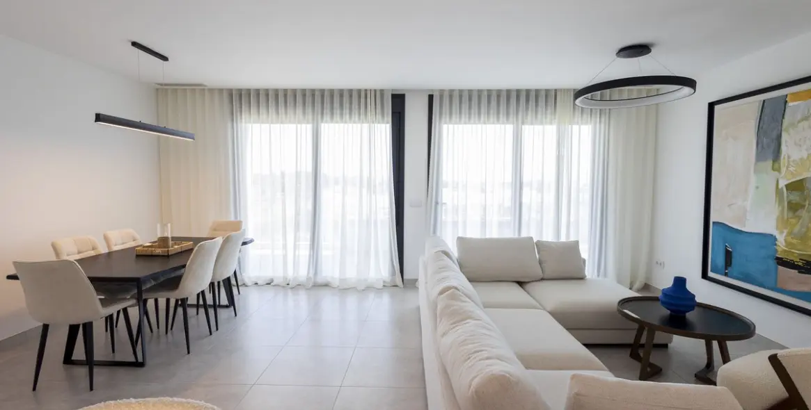 Долгосрочная аренда апартаментов на среднем этаже в Atalaya 10