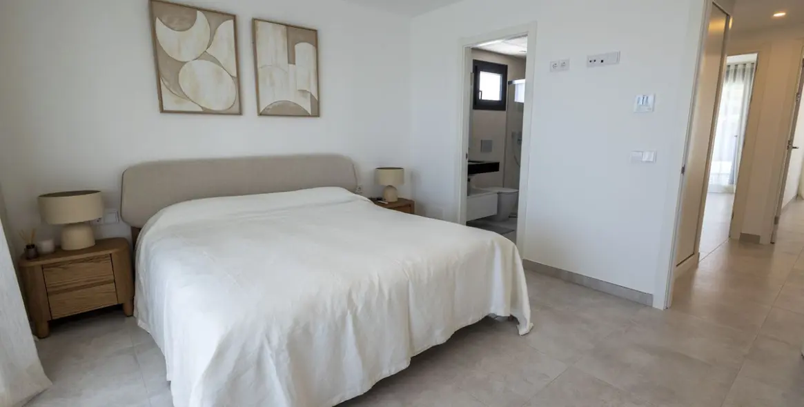 Долгосрочная аренда апартаментов на среднем этаже в Atalaya 17