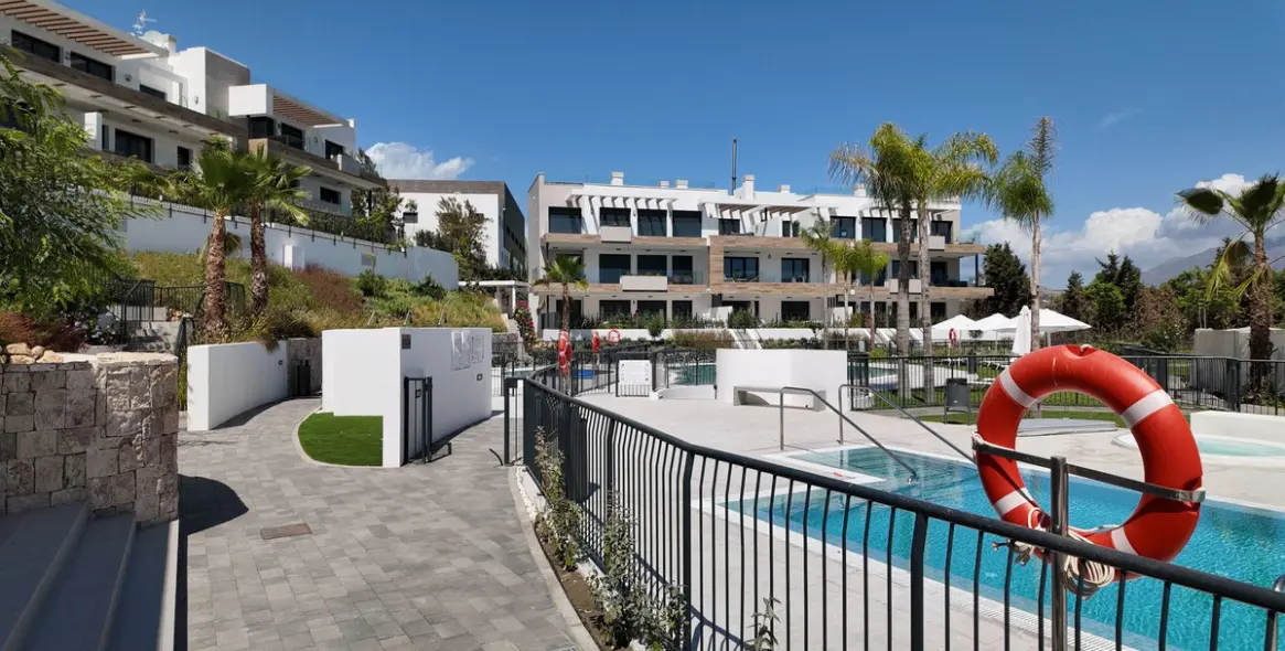 Долгосрочная аренда апартаментов на среднем этаже в Atalaya 26