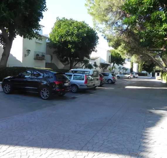 Long-term rent of ground floor apartment in Puerto Banús