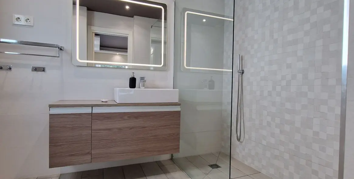 Long-term rent of ground floor apartment in Puerto Banús 12