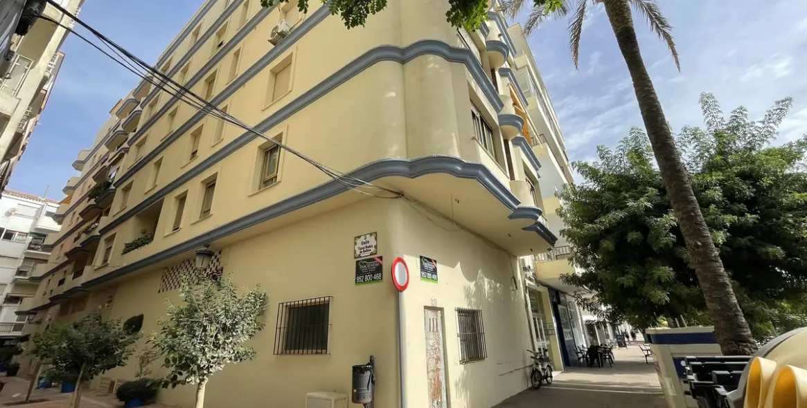 Long-term rent of business in Estepona 9