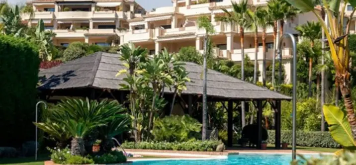 Long-term rent of penthouse duplex in Benahavís 1